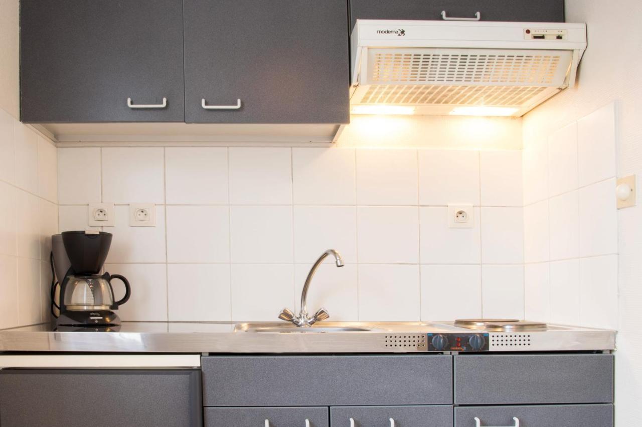Apartament Le 12 Carnot - Serenite Assuree Dans Ce Grand Studio Poitiers Zewnętrze zdjęcie