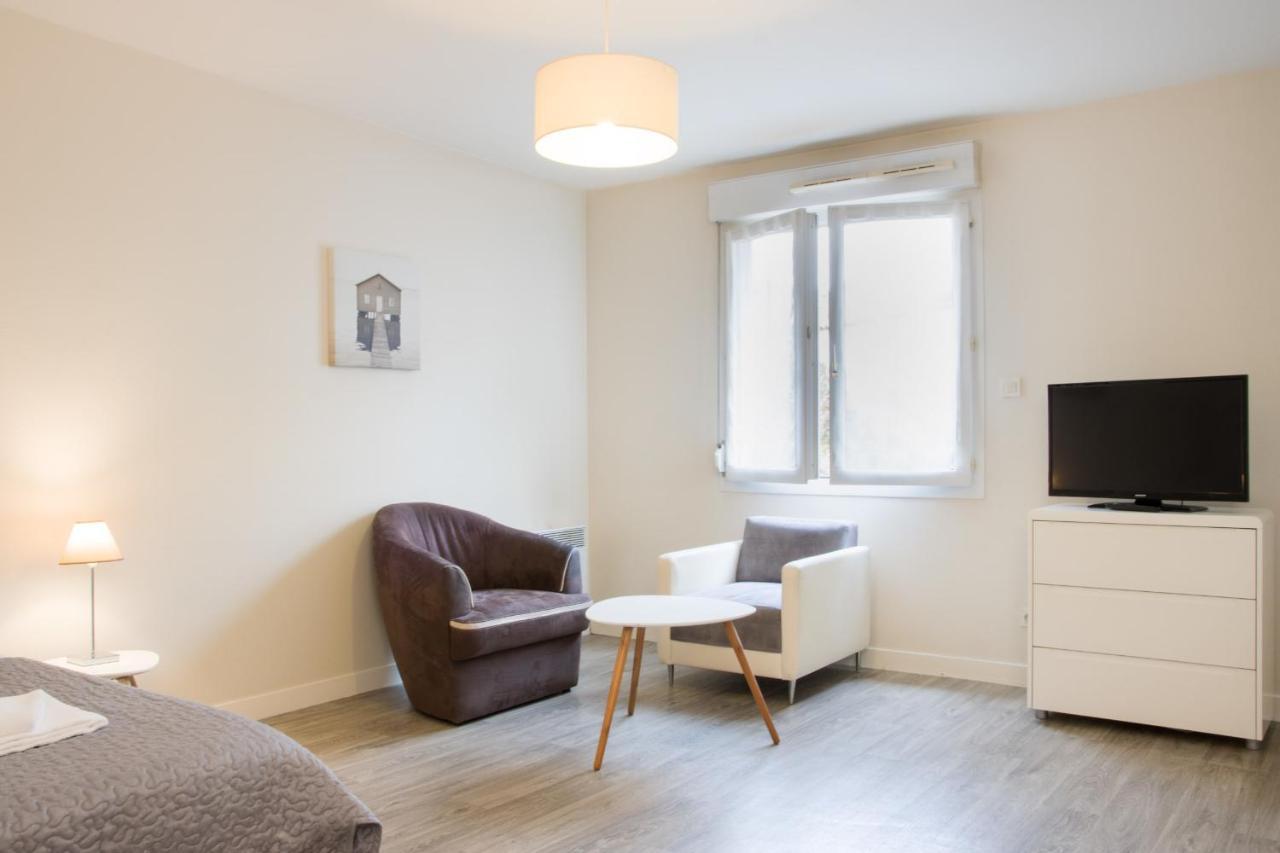 Apartament Le 12 Carnot - Serenite Assuree Dans Ce Grand Studio Poitiers Zewnętrze zdjęcie